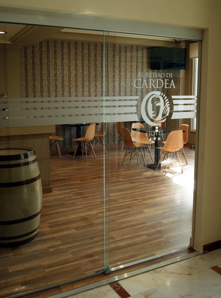 Hotel El Retiro De Cardea Oviedo Esterno foto