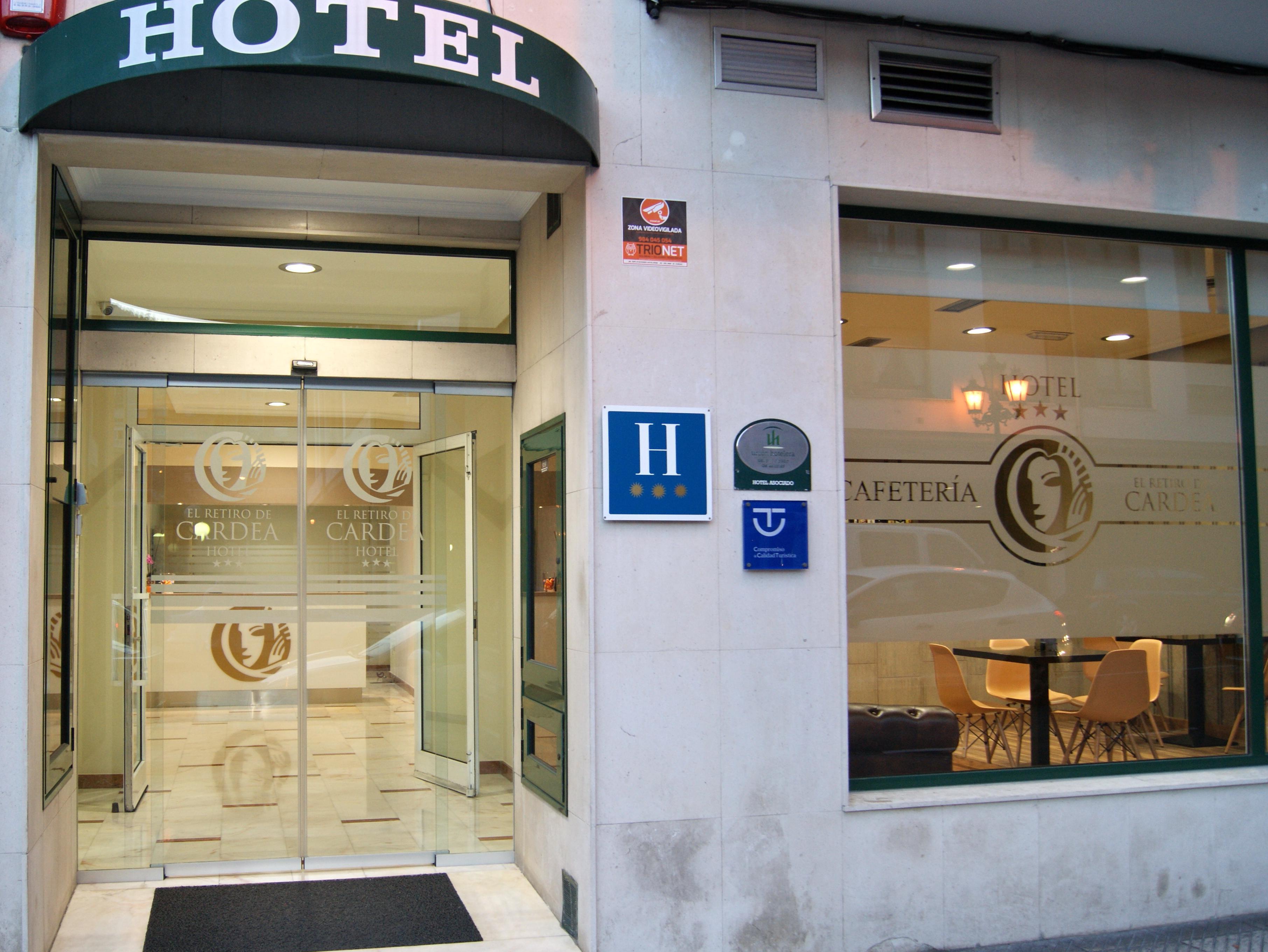 Hotel El Retiro De Cardea Oviedo Esterno foto